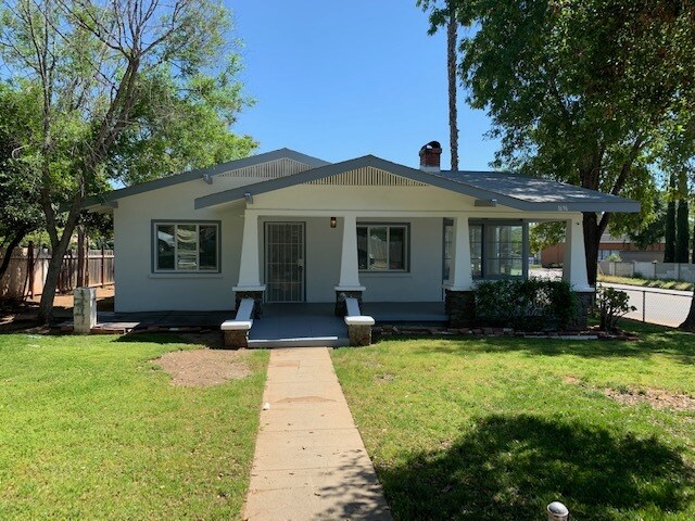Front of House - 1696 Felicita Ct