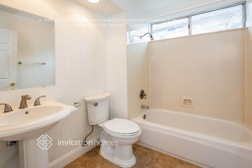 Building Photo - 8278 Olander Way