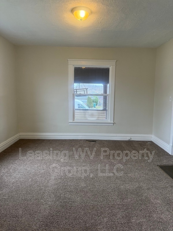 Building Photo - 2914 Virginia Ave