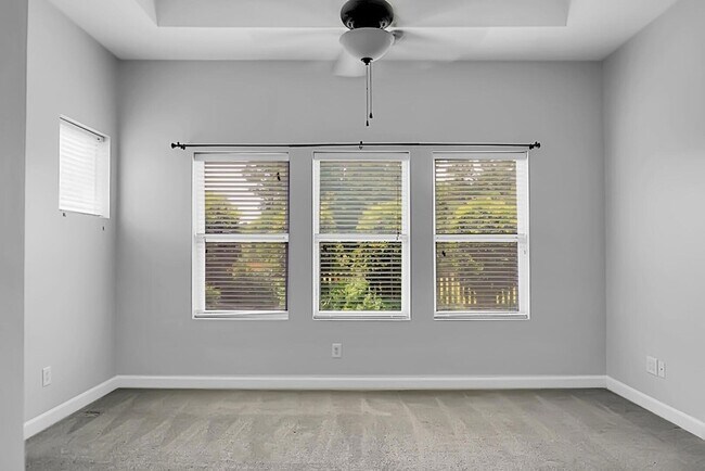 Building Photo - 345 Fox Ridge Ln