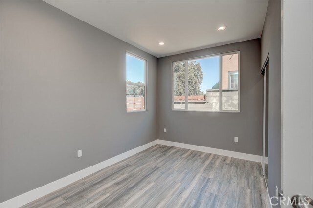 Building Photo - 3626 S Cimarron St