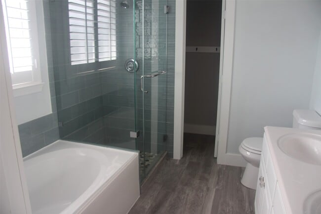 Building Photo - 918 Sterling Creek Cir