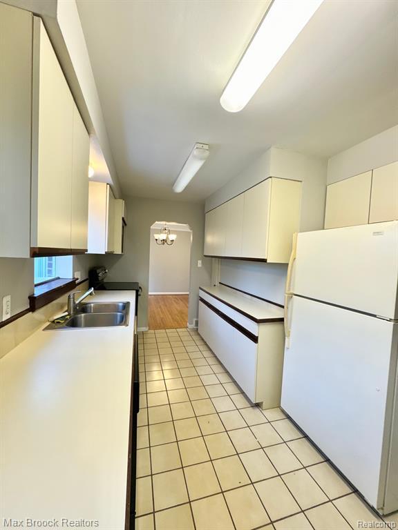 Building Photo - 214 Marlborough Dr