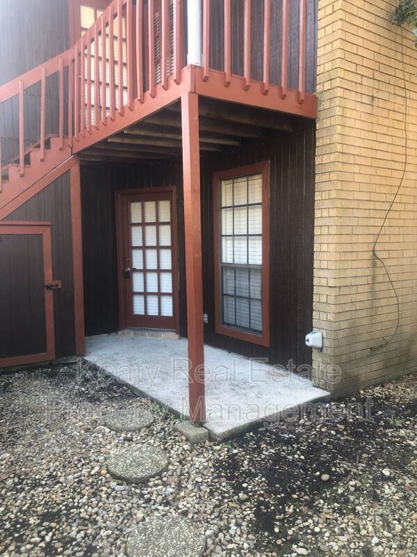 Building Photo - 111 Shekel Dr
