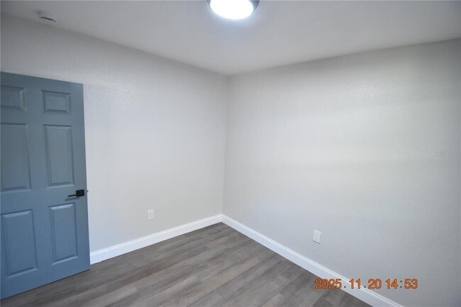 Building Photo - 825 Lincoln Ave