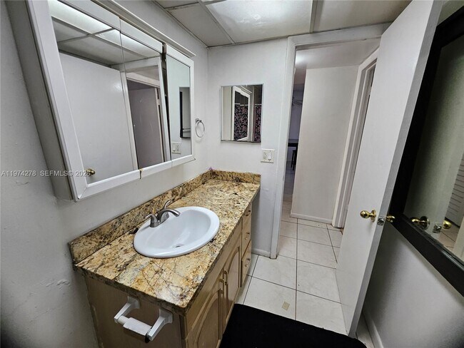 Building Photo - 2800 NW 56th Ave