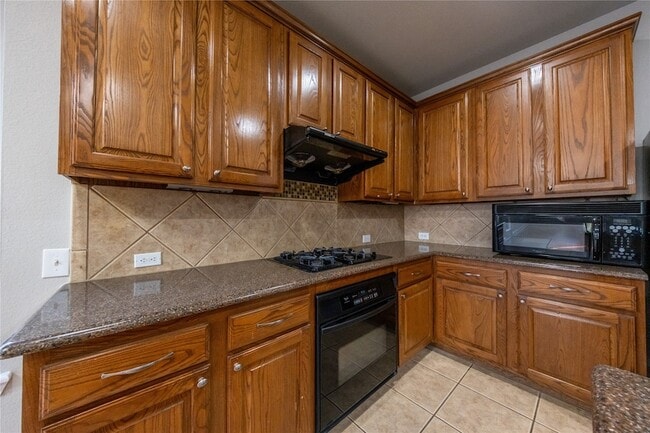 Building Photo - 1067 Valley Vista Dr