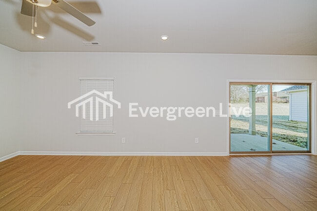 Building Photo - 15769 Ruthie Lynn Dr