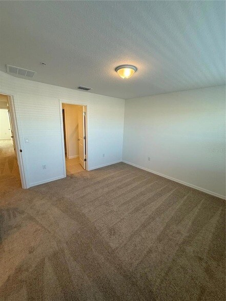 Building Photo - 4625 Orchard View Aly