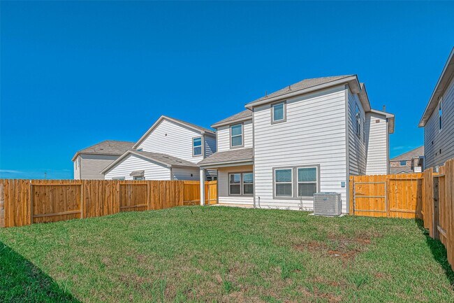 Building Photo - 7910 Cypress Country Dr