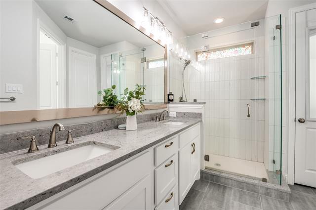 Building Photo - 8468 Wembley