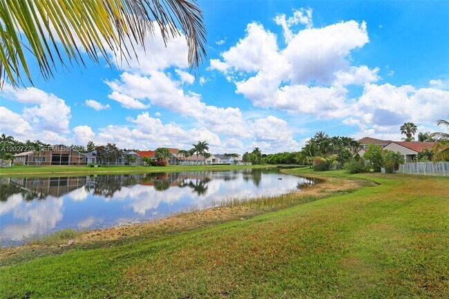 Building Photo - 873 Sand Creek Cir
