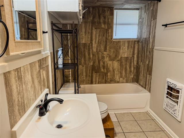 Building Photo - 743 Oak Leaf Trail