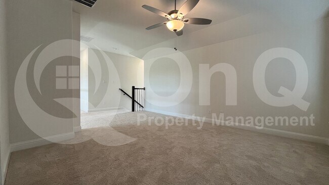 Building Photo - 333 ELK Dr