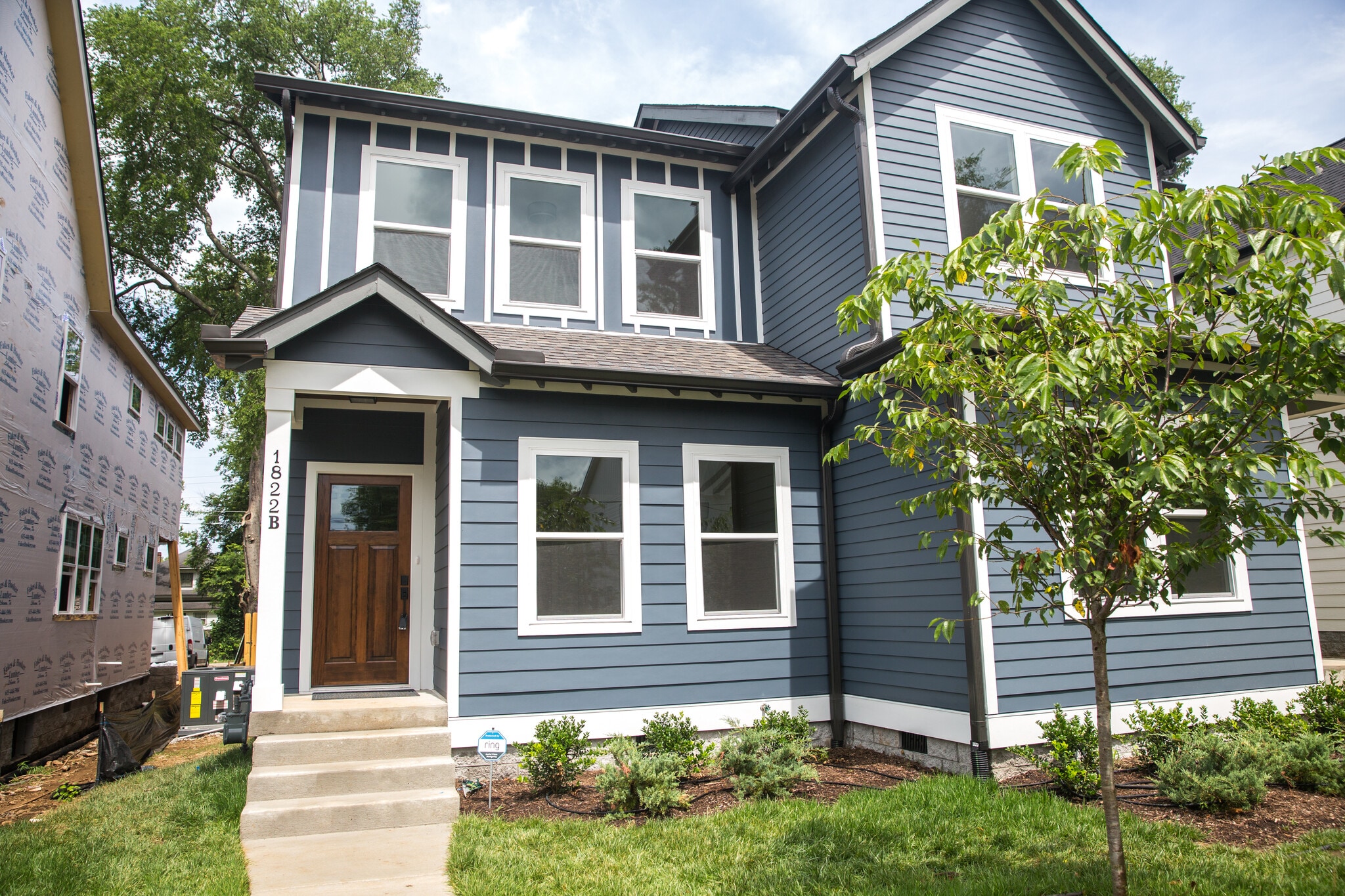Building Photo - 1822 10th Ave N