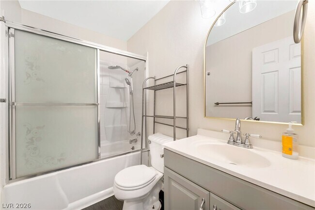 Building Photo - 4565 Meridian Dr