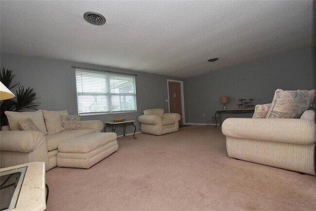 Building Photo - 1365 De Prie Rd