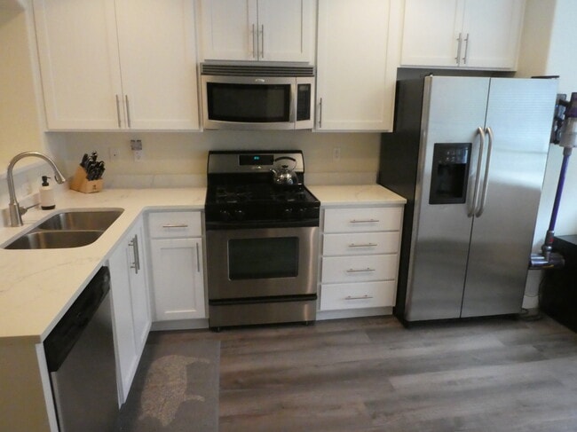 Building Photo - 8770 SW 147th Terrace