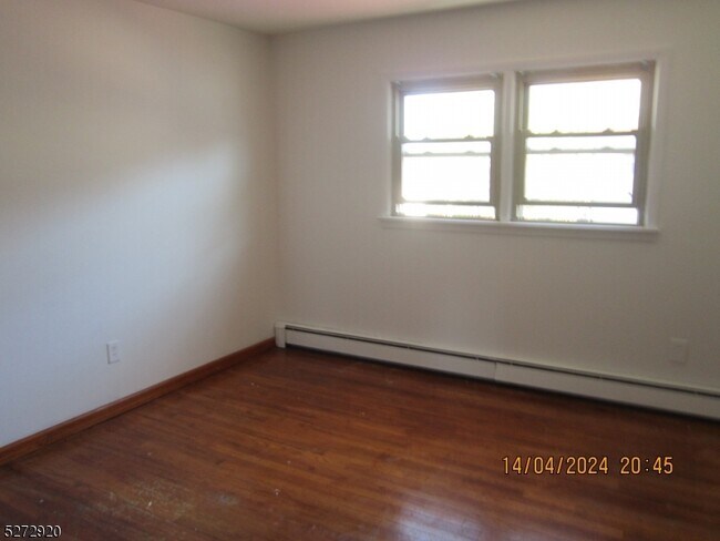 Building Photo - 138 Haverhill Ave