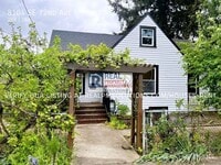 Building Photo - 8104 SE 72nd Ave