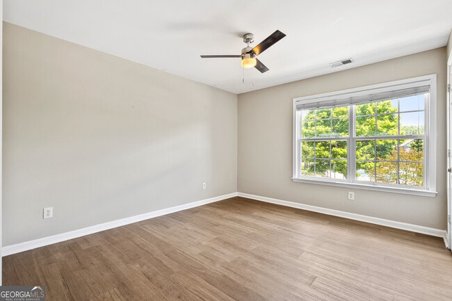 Building Photo - 606 Lofty Ln