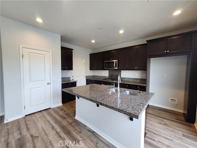 Building Photo - 6338 Creekstone Way