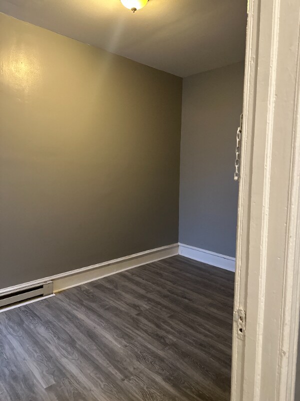 Building Photo - 532 N Paxon St