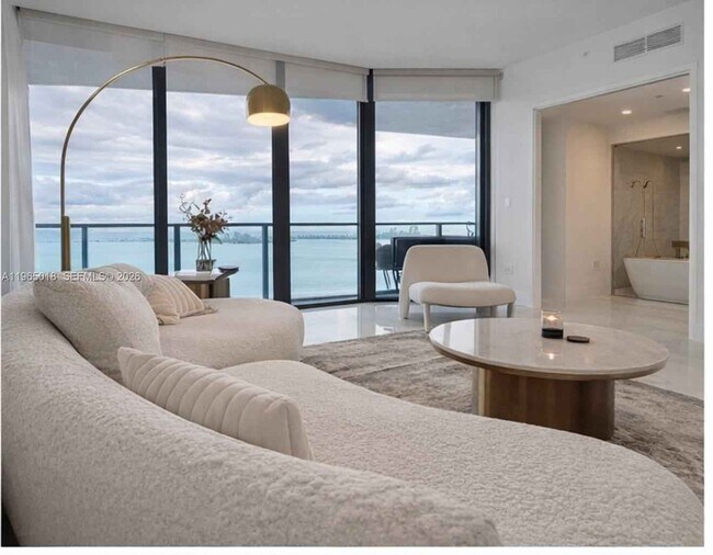 Building Photo - Northeast 24th Street, Miami, FL 33137 - 3 BR 3 BA condo