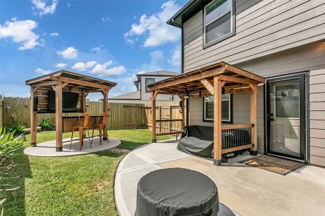 Building Photo - 5338 CJ Walker Ln