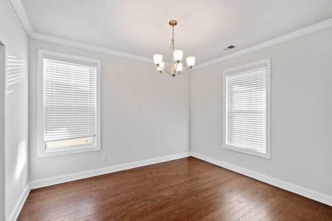 Building Photo - 3740 Sage Dr