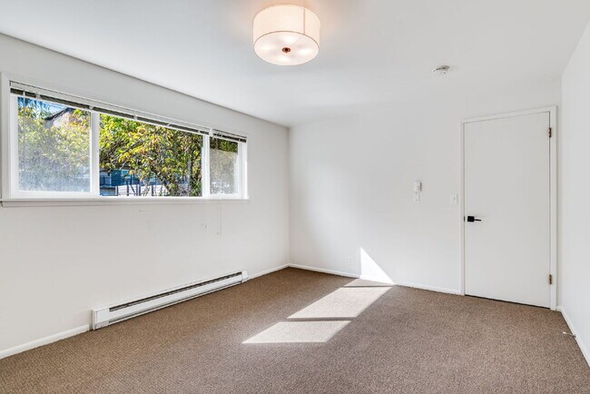 Building Photo - 3473 6th Ave NW