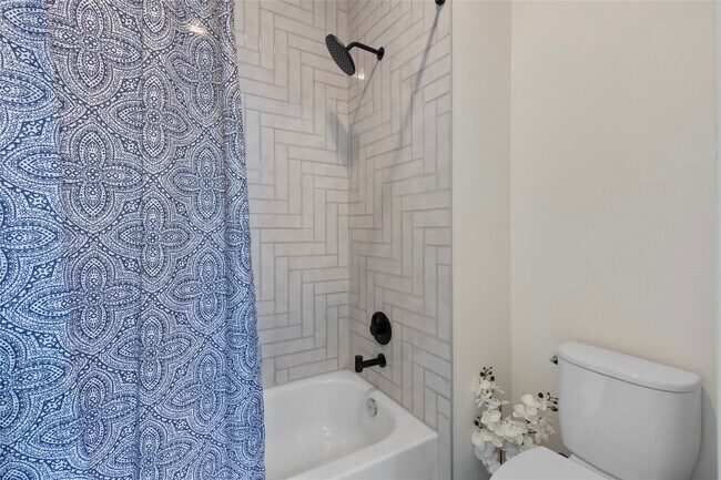 Building Photo - 1277 Oakmont Villas Dr