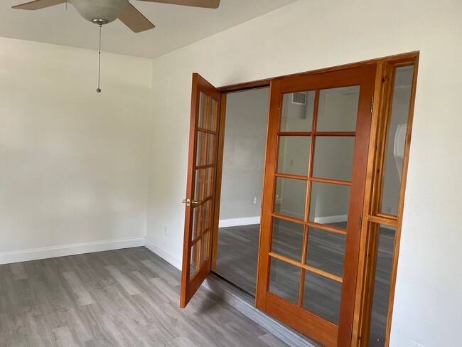 Building Photo - 3/1 -1/2 POOL HOME IN CASSELBERRY