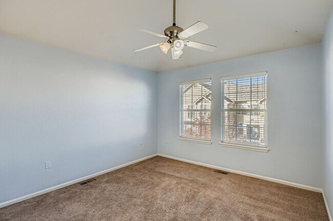 Building Photo - Spacious 3-Bedroom Townhome in Prime Denve...