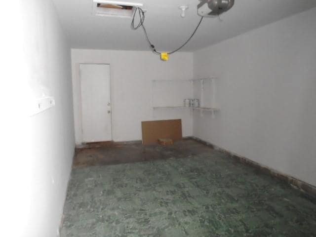 Building Photo - 2801 S 27th St