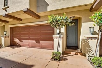 Building Photo - 2182 Cosmo Way