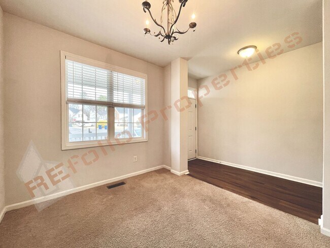 Building Photo - 112 Taylors Creek Ct