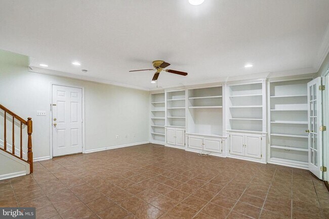 Building Photo - 6504 Trask Terrace