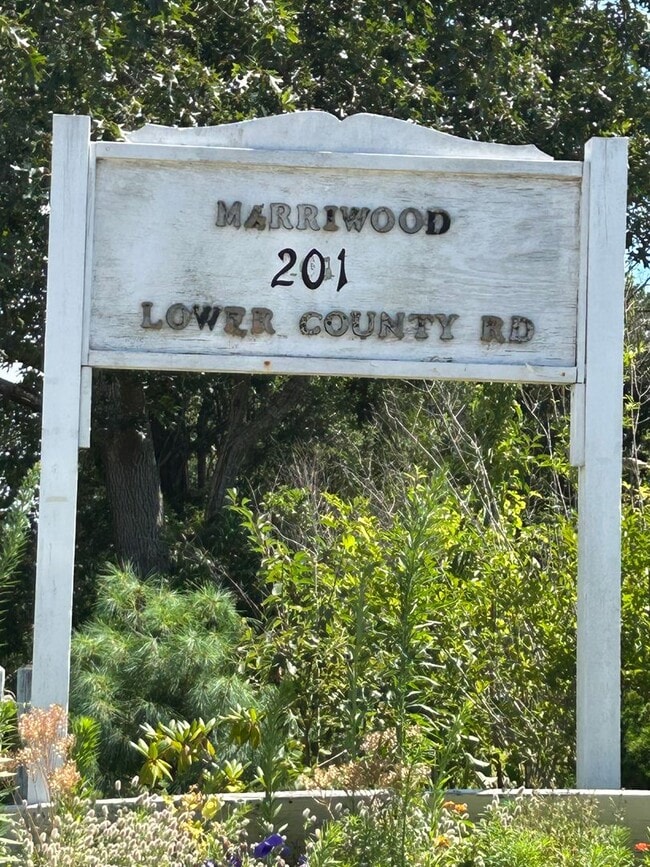 Building Photo - Merriwood Condo-9B