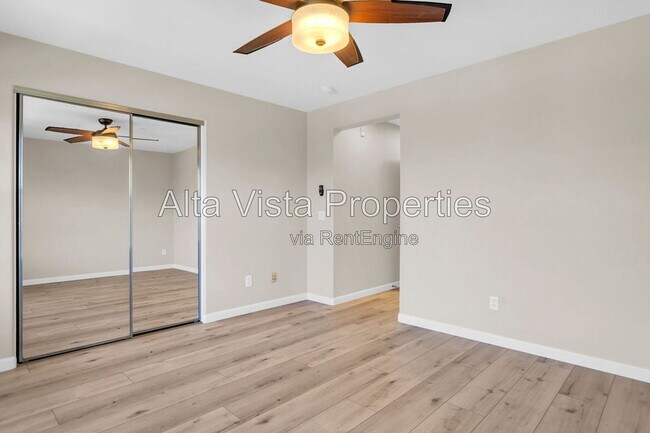Building Photo - 16912 Laurel Hill Ln