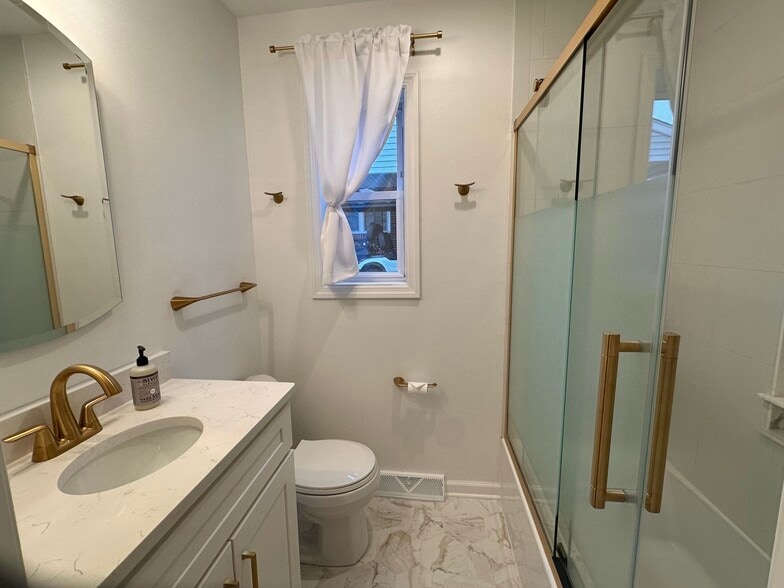 Building Photo - 108 Homewood Rd