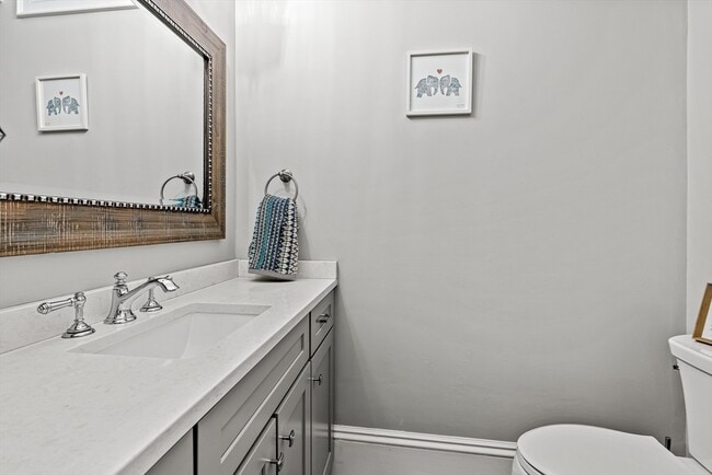 Building Photo - 65 Church St