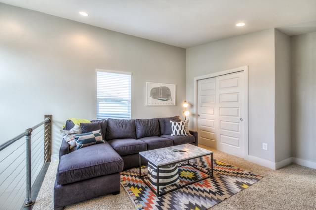 Building Photo - **NOW AVAILABLE!!  Modern 3 Bed, 2 Bath Home in East Nashville, Highland Heights Neighborhood!!  ...