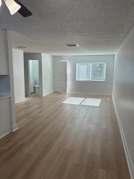 Building Photo - Norwalk Village