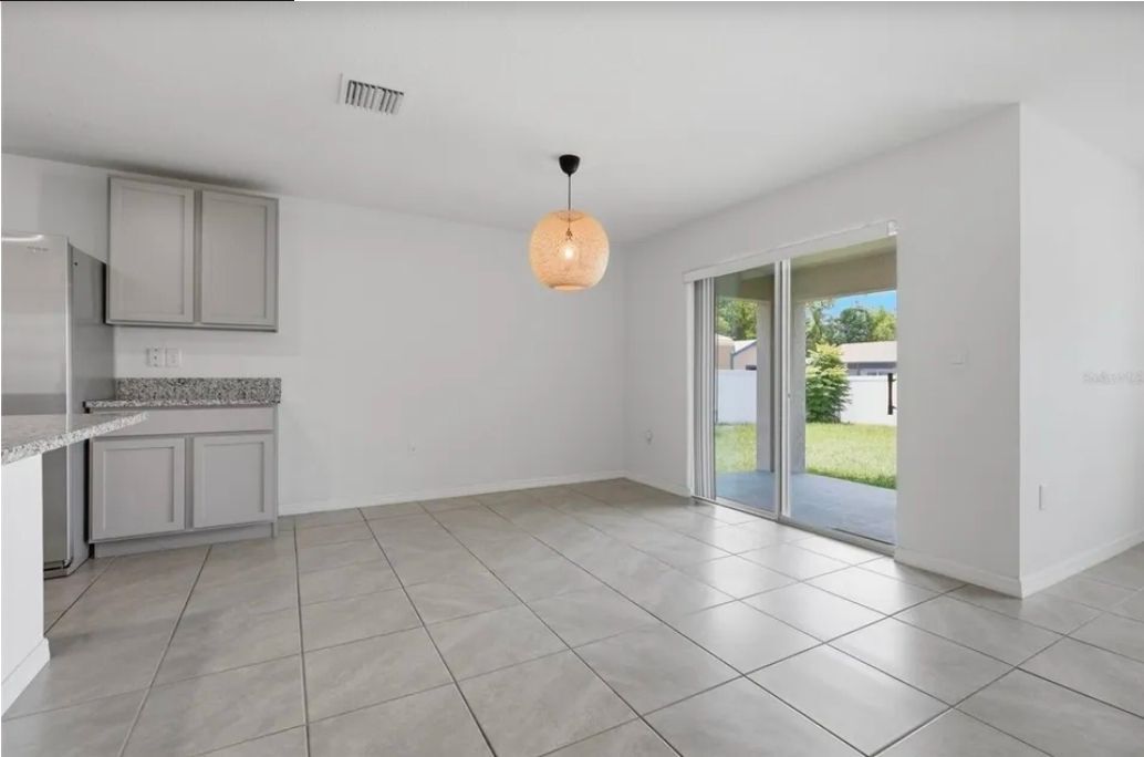 Building Photo - 9295 Van Allen Way