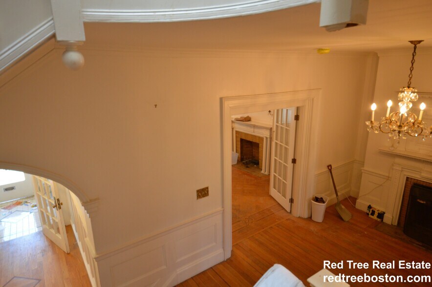 Building Photo - 1726 Beacon St