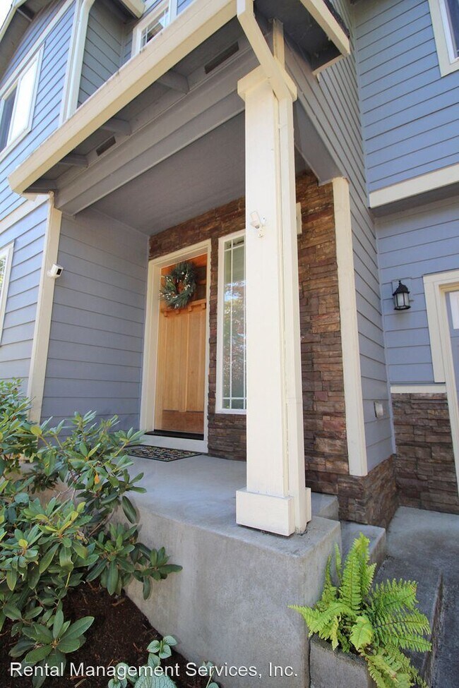 Building Photo - 3 br, 2.5 bath House - 866 N Farragut St