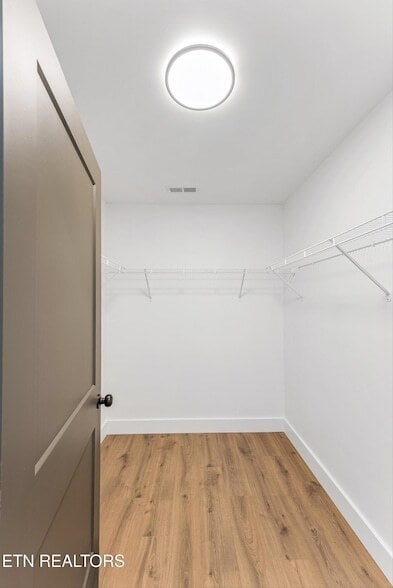Building Photo - 3425 Garden Dr