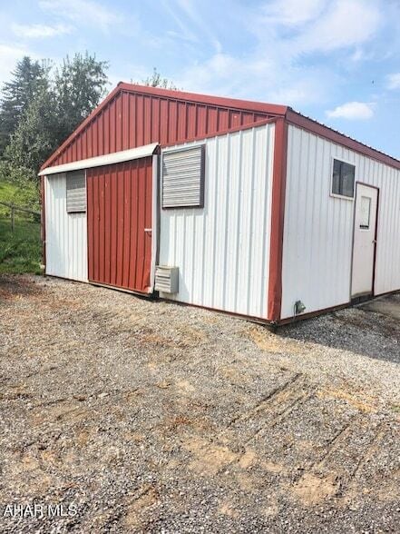 Building Photo - 0 Detterline Dr
