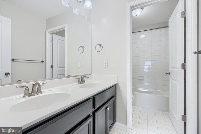 Building Photo - 9768 Powder Hall Rd